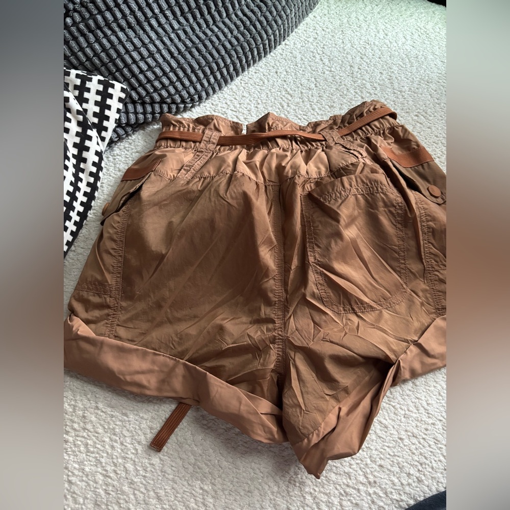 NWOT FREE PEOPLE Leave No Trace Shorts - Picture 4 of 7